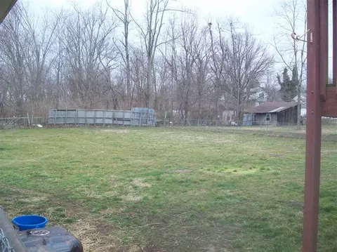 124 S Third St, Burgin, KY 40310 photo 7