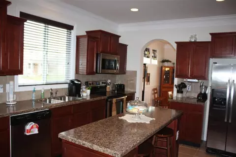 318 Redding Rd, Georgetown, KY 40324 photo 4