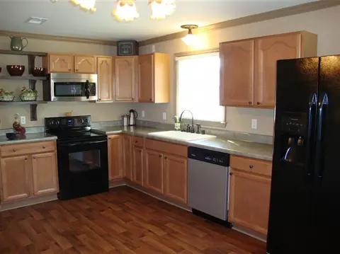 110 Jonathan Dr, Richmond, KY 40475 photo 3