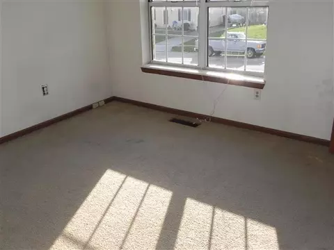 134 Hillside Dr, Georgetown, KY 40324 photo 3