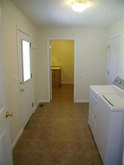 73 Baker, Stanton, KY 40380 photo 11