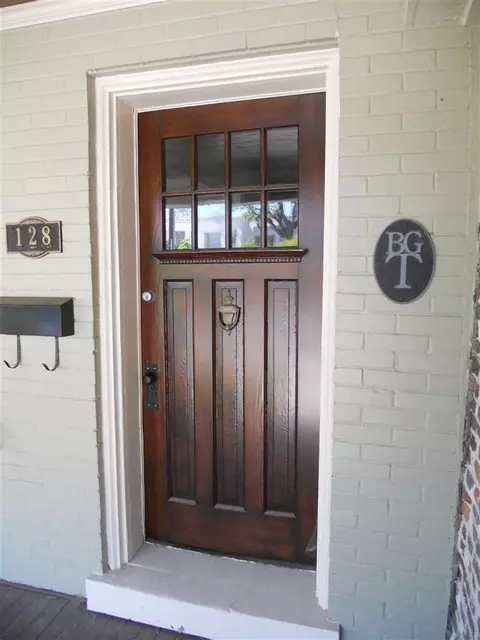 128 E Third St, Lexington, KY 40508 photo 2