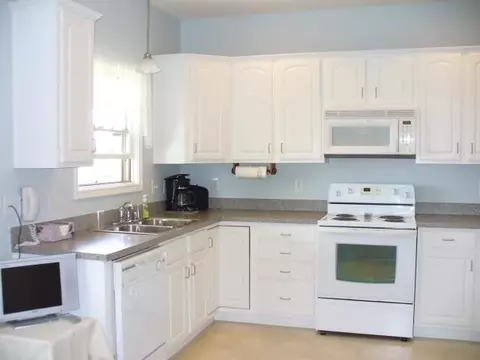 105 Summit Dr, Georgetown, KY 40324 photo 2