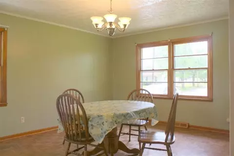 846 Maple St, Stanton, KY 40380 photo 10