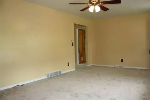 846 Maple St, Stanton, KY 40380 photo 13