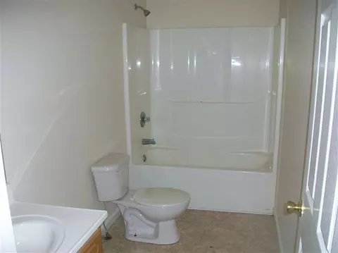 104 Vine St, Stanton, KY 40380 photo 11