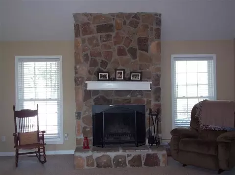 245 Dorton Dr, Lancaster, KY 40444 photo 8