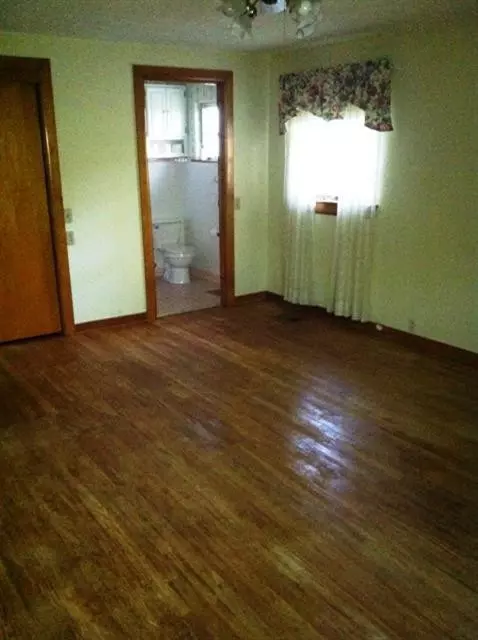 1106 Maple St, Stanton, KY 40380 photo 9