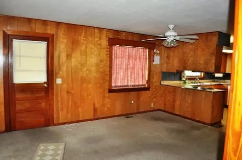 1106 Maple St, Stanton, KY 40380 photo 11