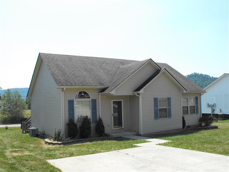 131 Ruby Ln, Irvine, KY 40336 photo 1