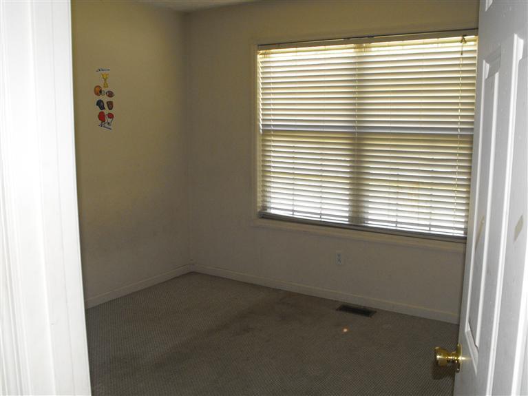 131 Ruby Ln, Irvine, KY 40336 photo 9