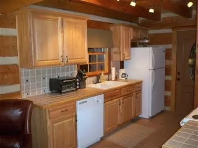700 Tuggle Rd, Lancaster, KY 40444 photo 3