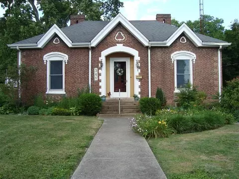 346 Second St, Paris, KY 40361 photo 1