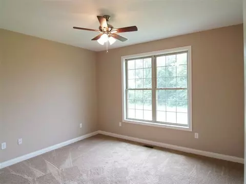 303 Hampton Hall Dr, Berea, KY 40403 photo 40