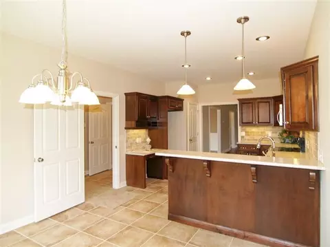 303 Hampton Hall Dr, Berea, KY 40403 photo 24