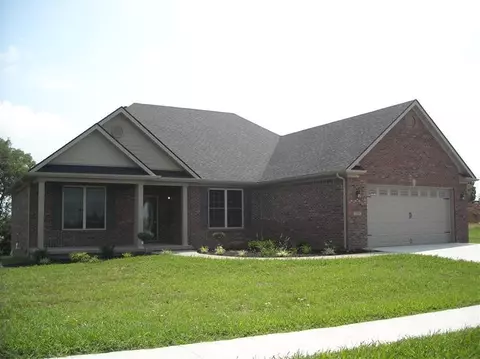 303 Hampton Hall Dr, Berea, KY 40403 photo 1
