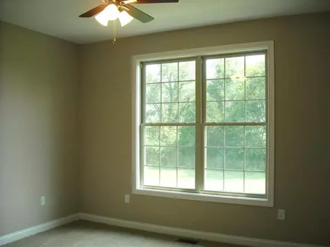 303 Hampton Hall Dr, Berea, KY 40403 photo 7