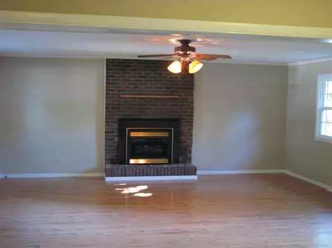 526 Dobbin Dr, Paris, KY 40361 photo 14