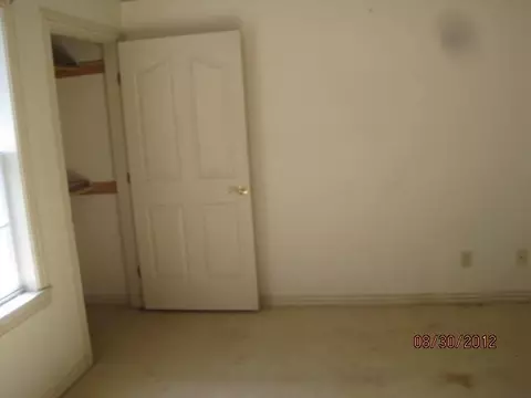 227 E Washington St, Georgetown, KY 40324 photo 9