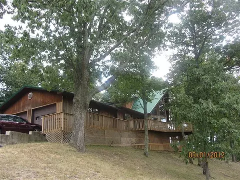 199 Bragg Ln, Berea, KY 40403 photo 2