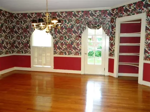 409 E Main St, Georgetown, KY 40324 photo 12
