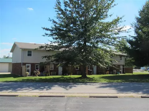 117 Spring Circle Dr, Berea, KY 40403 photo 2