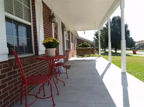 128 Cassius Ct, Berea, KY 40403 photo 4