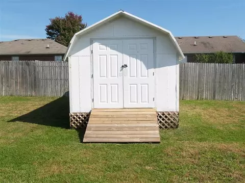 128 Cassius Ct, Berea, KY 40403 photo 5