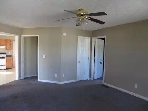 103 Bourbon Ct, Georgetown, KY 40324 photo 2