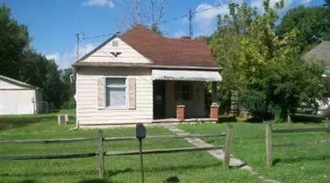 146 E Haiti Rd, Berea, KY 40403 photo 1