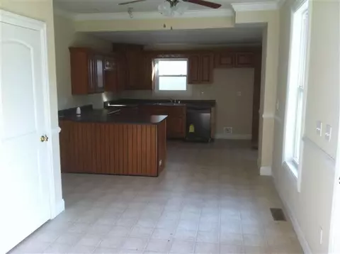 595 Chestnut St, Berea, KY 40403 photo 11