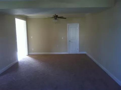 595 Chestnut St, Berea, KY 40403 photo 9