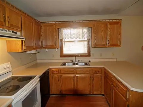 203 Vanhook Ct, Berea, KY 40403 photo 13