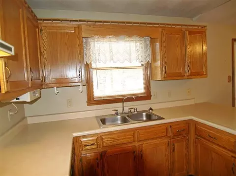 203 Vanhook Ct, Berea, KY 40403 photo 16