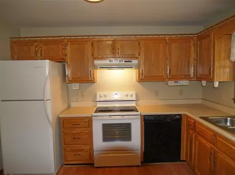 203 Vanhook Ct, Berea, KY 40403 photo 14