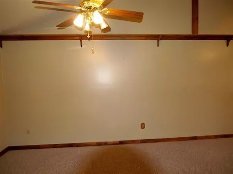 203 Vanhook Ct, Berea, KY 40403 photo 12