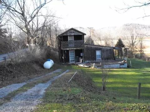 6150 Campton Rd, Stanton, KY 40380 photo 2