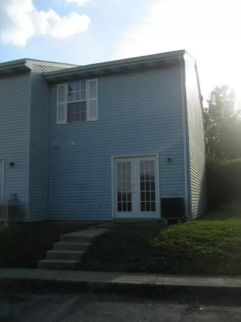 130 Hillside Dr, Georgetown, KY 40324 photo 2