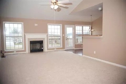 313 White Cliffs Ln, Frankfort, KY 40601 photo 4
