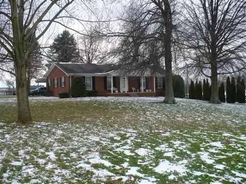 297 Sutton Ln, Lancaster, KY 40444 photo 5