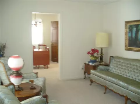 297 Sutton Ln, Lancaster, KY 40444 photo 6
