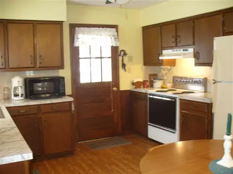 297 Sutton Ln, Lancaster, KY 40444 photo 13