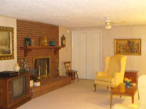 297 Sutton Ln, Lancaster, KY 40444 photo 27