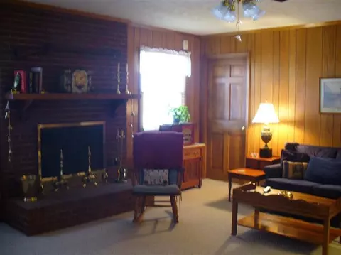 297 Sutton Ln, Lancaster, KY 40444 photo 11