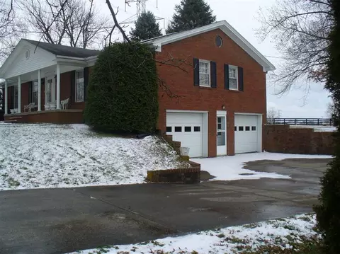 297 Sutton Ln, Lancaster, KY 40444 photo 4