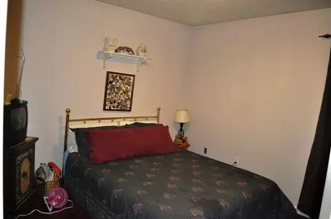 38 Spring St, Stanton, KY 40380 photo 6