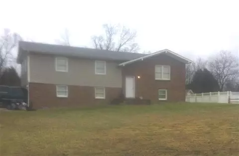 101 Cedar Dr, Berea, KY 40403 photo 1
