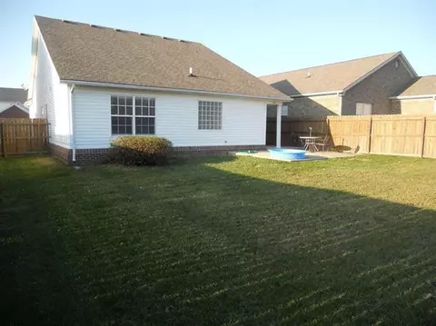 102 Back Stretch Dr, Georgetown, KY 40324 photo 5