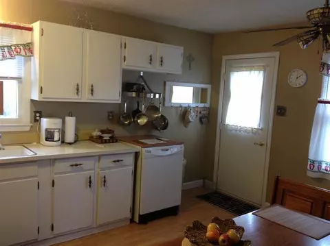 1335 Delaware Dr, Georgetown, KY 40324 photo 5