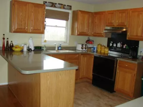 412 Michael Ct, Richmond, KY 40475 photo 2